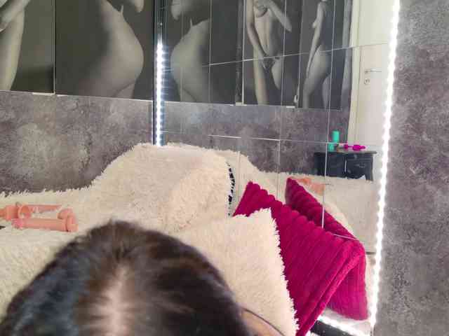 Celya-Chanel webcam