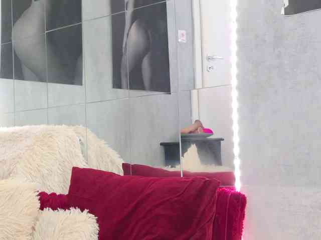 Celya-Chanel webcam