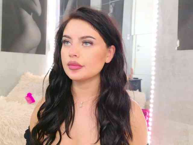 Celya-Chanel webcam