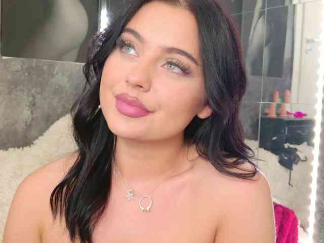 Celya-Chanel webcam