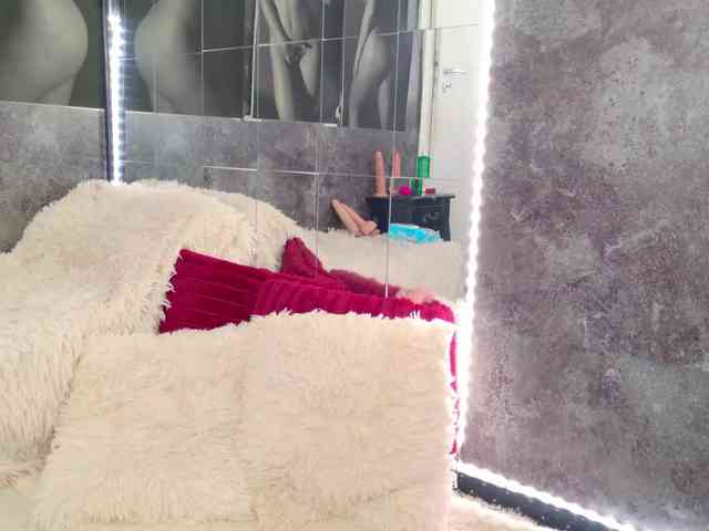 Celya-Chanel webcam