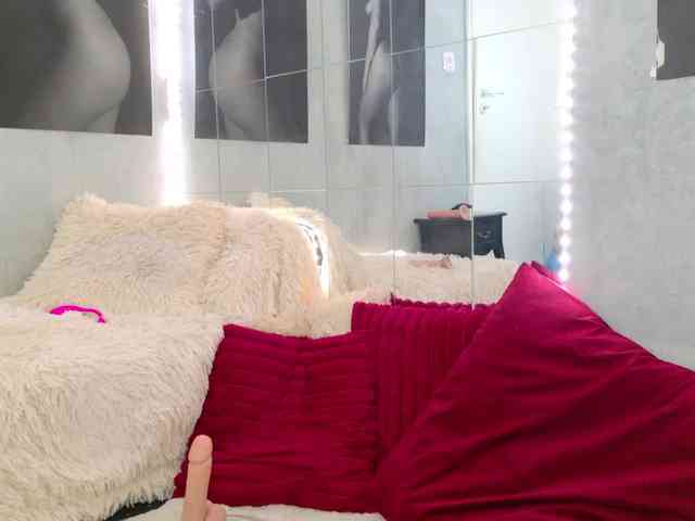 Celya-Chanel webcam