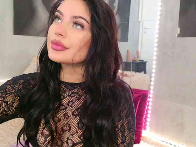 Celya-Chanel webcam