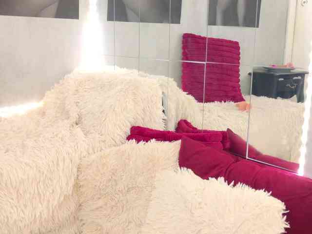 Celya-Chanel webcam