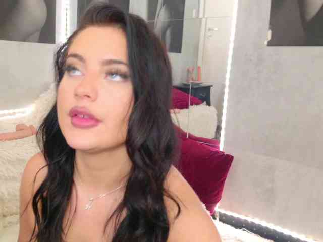 Celya-Chanel webcam