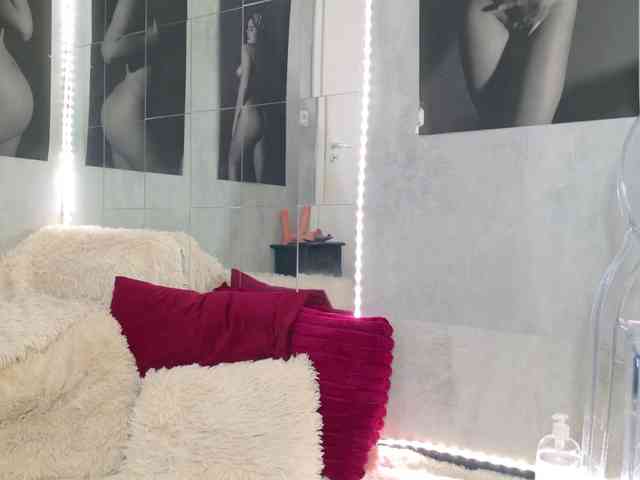 Celya-Chanel webcam