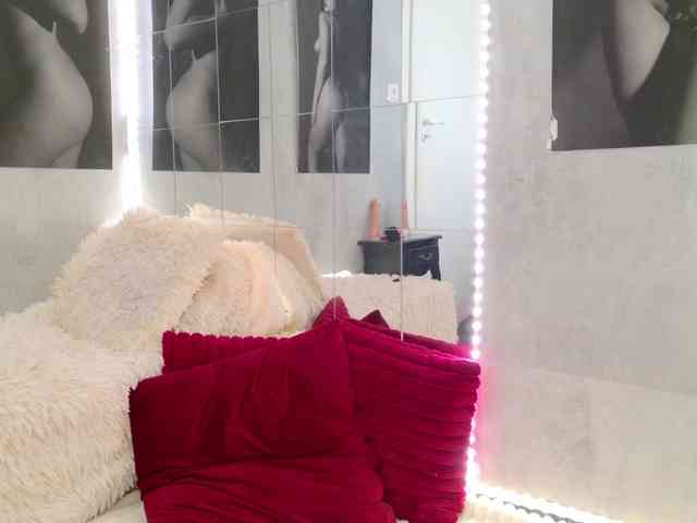 Celya-Chanel webcam