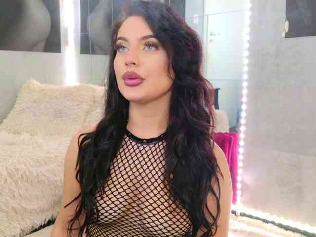 Celya-Chanel webcam