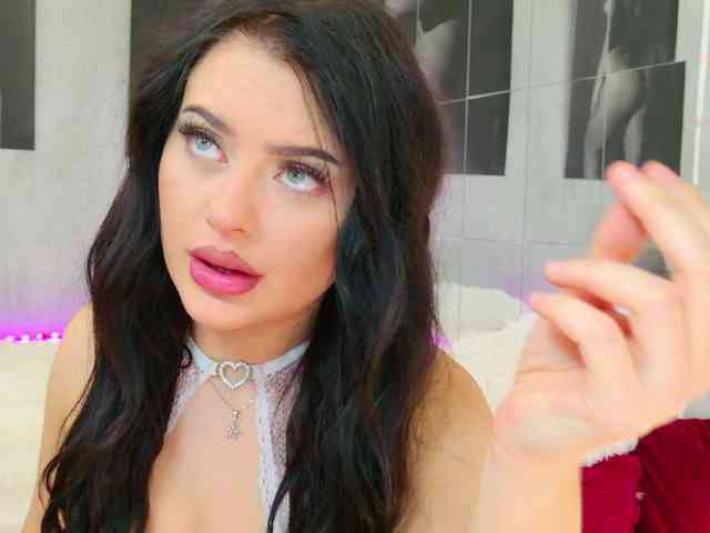 celia-chanel celia-chanel