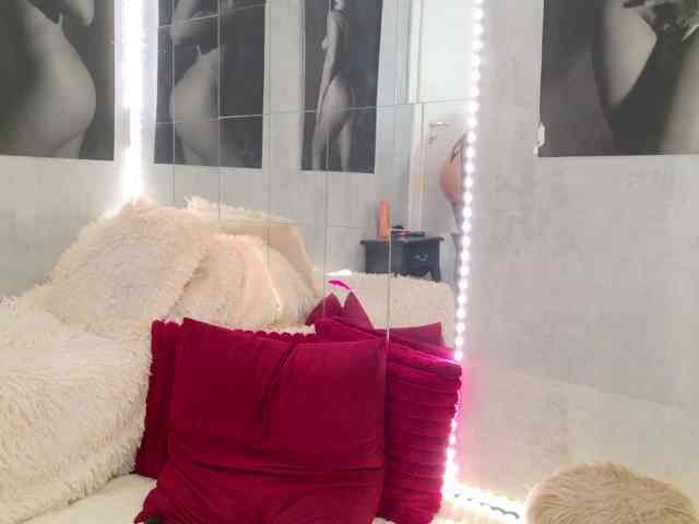 Celya-Chanel webcam
