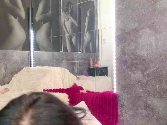 Celya-Chanel webcam