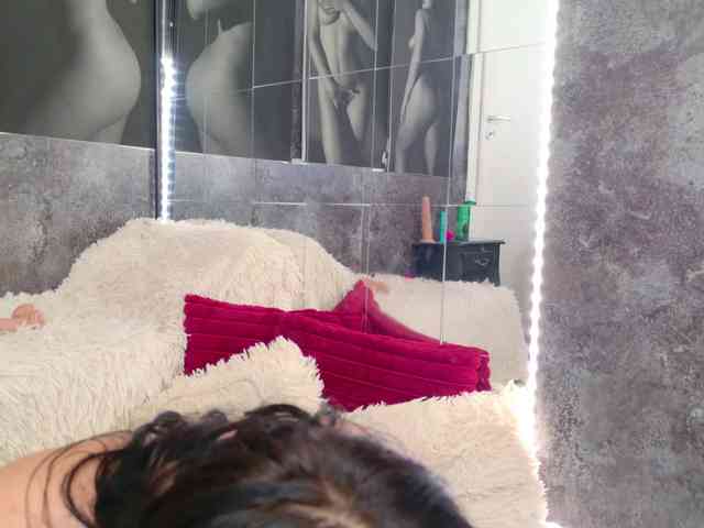 Celya-Chanel webcam