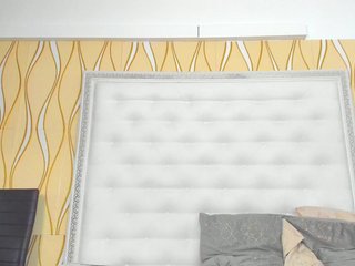 Karissia-X Porn Show