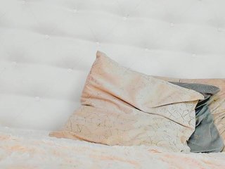 Karissia-X Porn Show