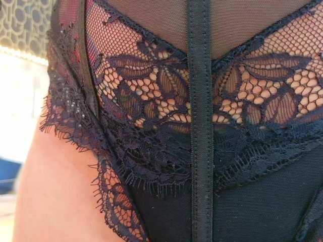 karissia-x's BongaCams show and profile