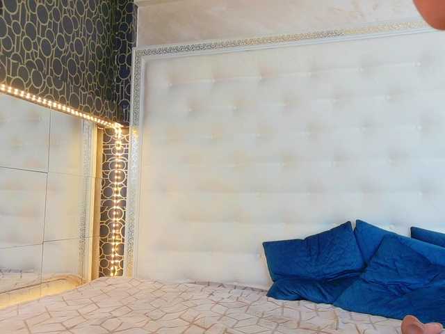 karissia-x's BongaCams show and profile