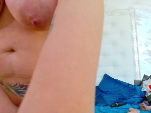 karissia-x's BongaCams show and profile