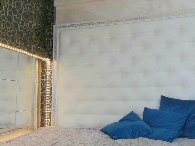 karissia-x's BongaCams show and profile