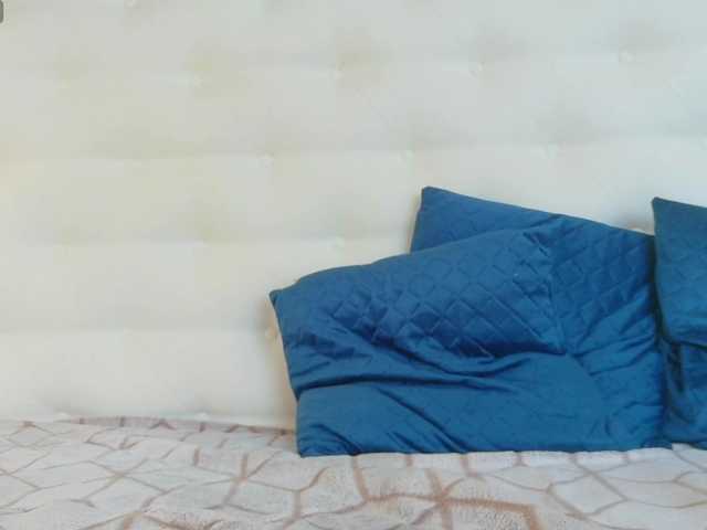 karissia-x's BongaCams show and profile