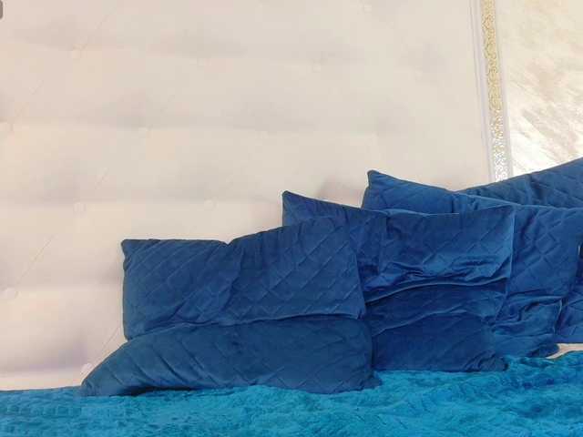 karissia-x's BongaCams show and profile