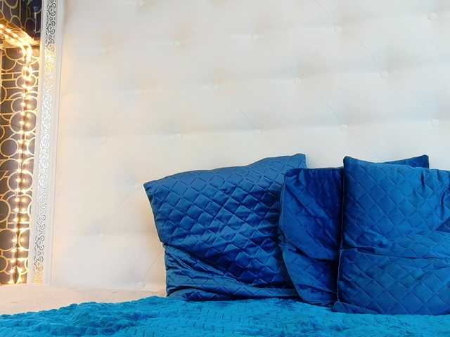 karissia-x's BongaCams show and profile