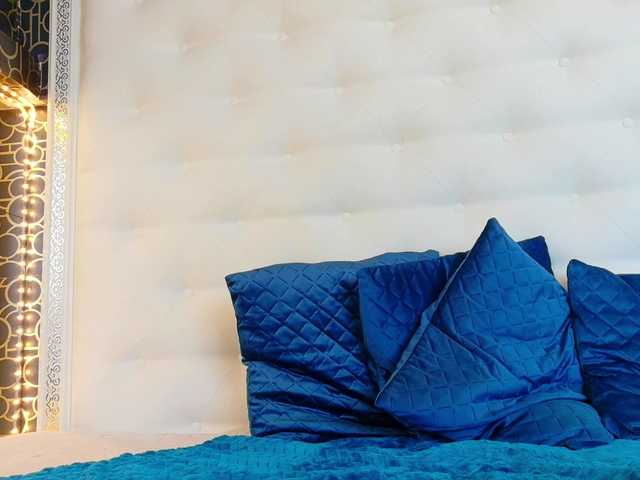 karissia-x's BongaCams show and profile