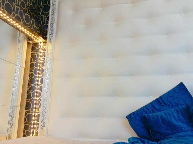 karissia-x's BongaCams show and profile