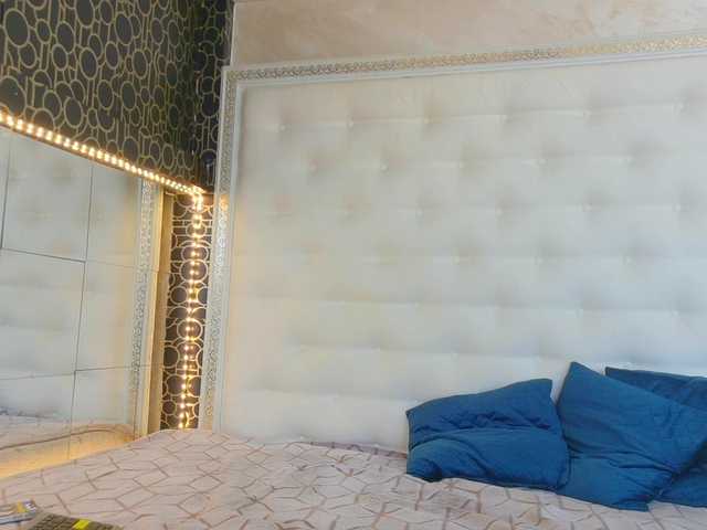 karissia-x's BongaCams show and profile