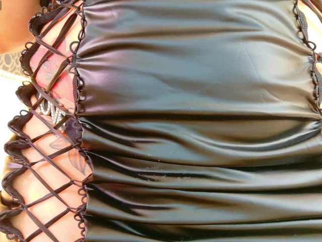 karissia-x live cam profile