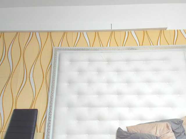 karissia-x — First Day! Make me happy! #milf #blonde #bigtits