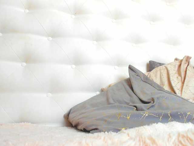 karissia-x's BongaCams show and profile