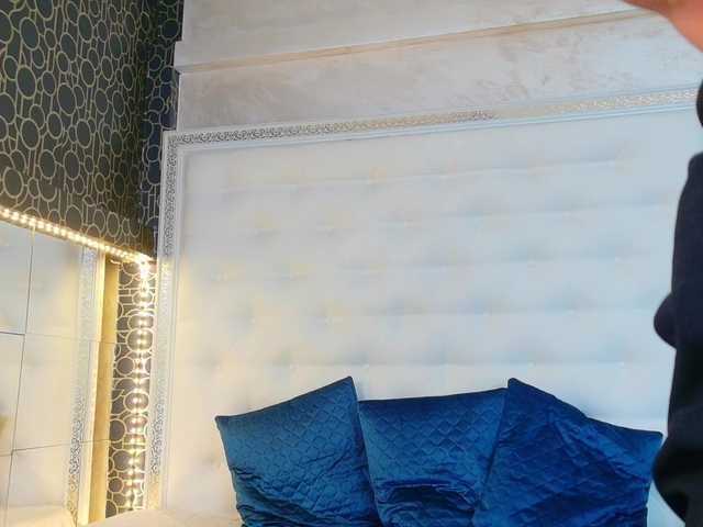 karissia-x's BongaCams show and profile