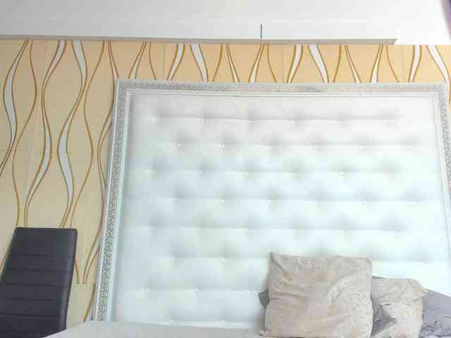 karissia-x karissia-x