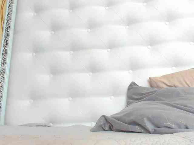 karissia-x Live Webcam on BongaCams