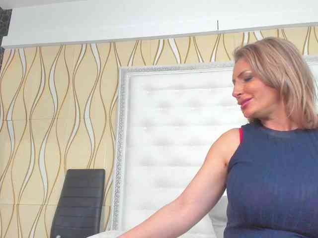 karissia-x karissia-x