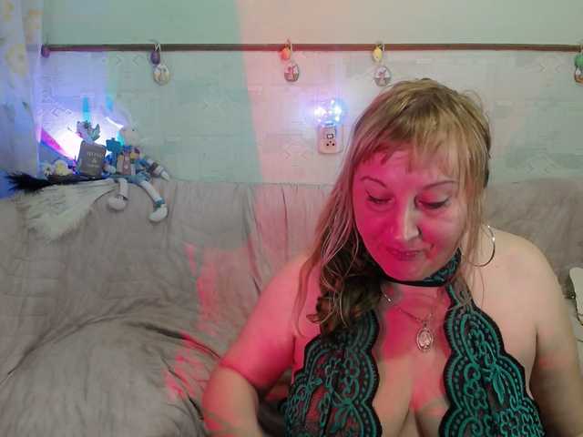XHelenaX99's BongaCams show and profile