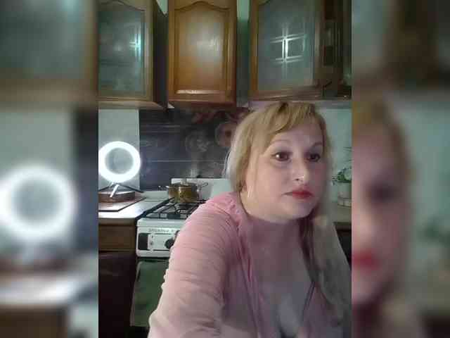 XHelenaX99 webcam