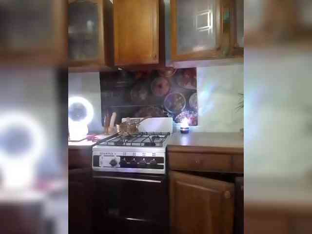 XHelenaX99 webcam