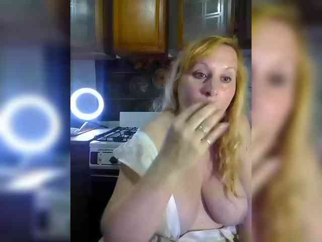 XHelenaX99 webcam