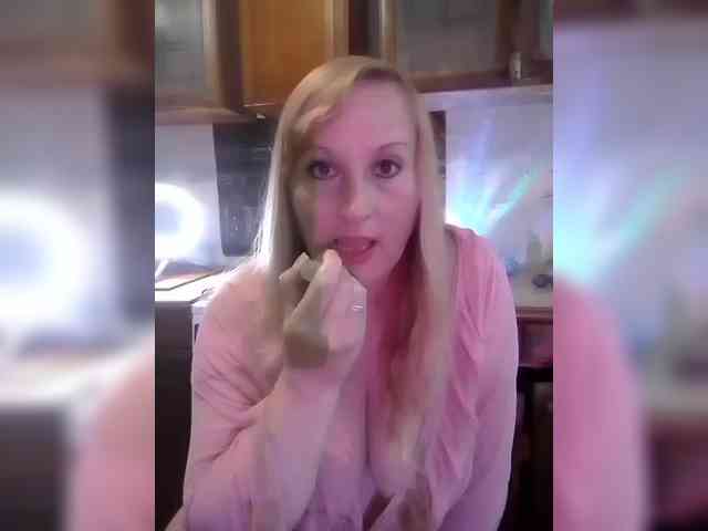 XHelenaX99 webcam