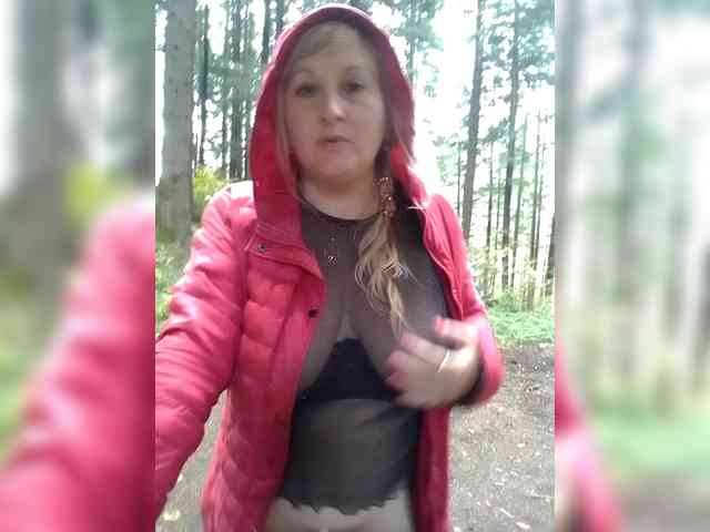 XHelenaX99 webcam