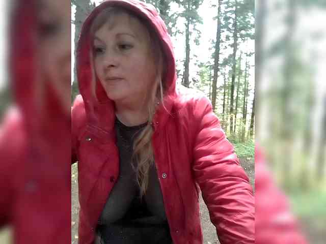 XHelenaX99 bongacams