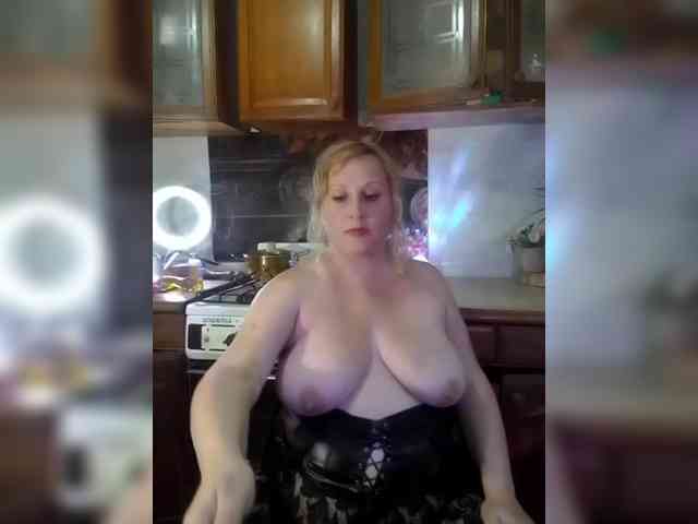 XHelenaX99 webcam