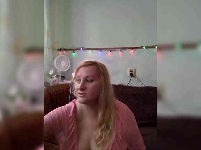 XHelenaX99 webcam