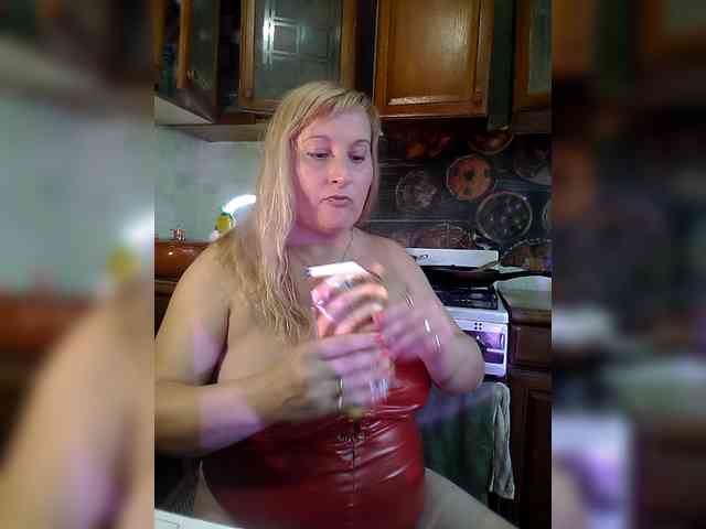 XHelenaX99 webcam