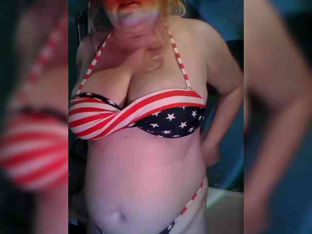 XHelenaX99 webcam
