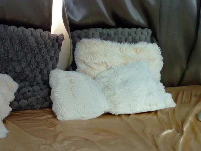 sasha-lst's BongaCams show and profile