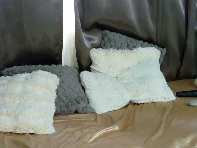 sasha-lst's BongaCams show and profile