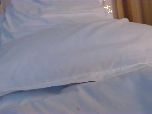 Asunacutee7's BongaCams show and profile