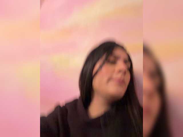 amy-saenz's BongaCams show and profile